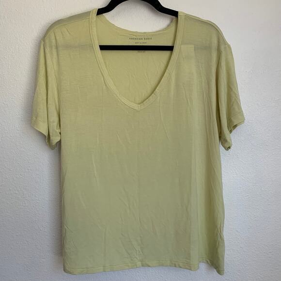 NWT American Eagle Outfitters Soft & Sexy V-Neck Short Sleeve Tee in Green - Picture 1 of 6